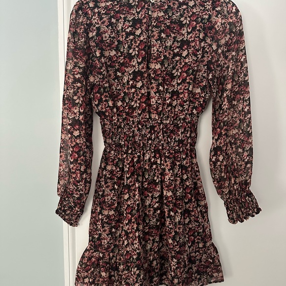 Hollister Floral Long Sleeve Dress - Picture 2 of 5